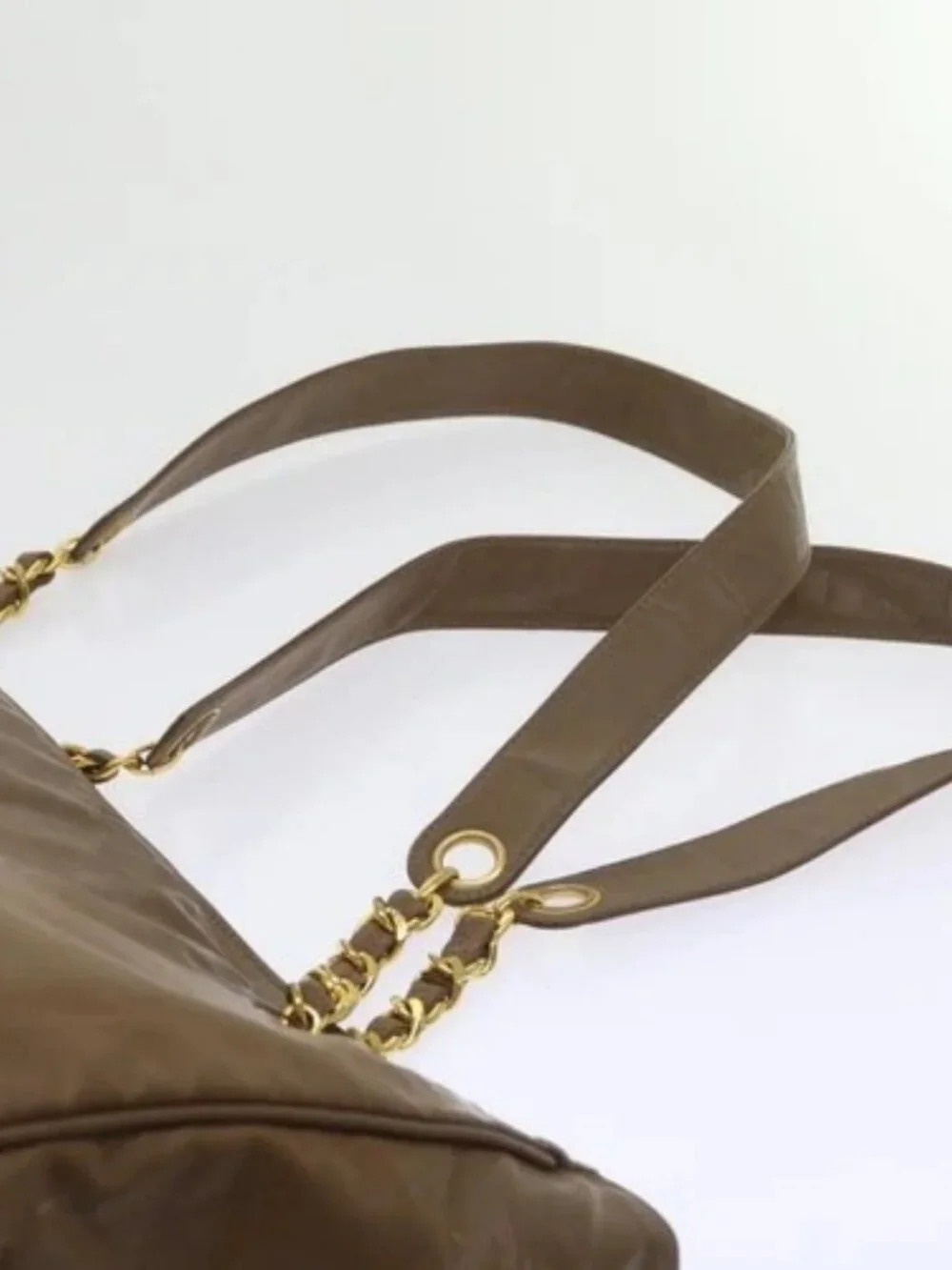 CHANEL brand	chanel color	brown